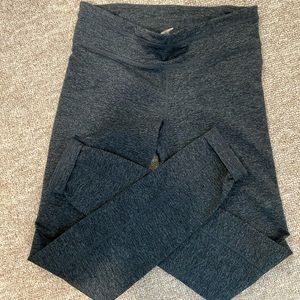 Under Armour gray marled leggings
